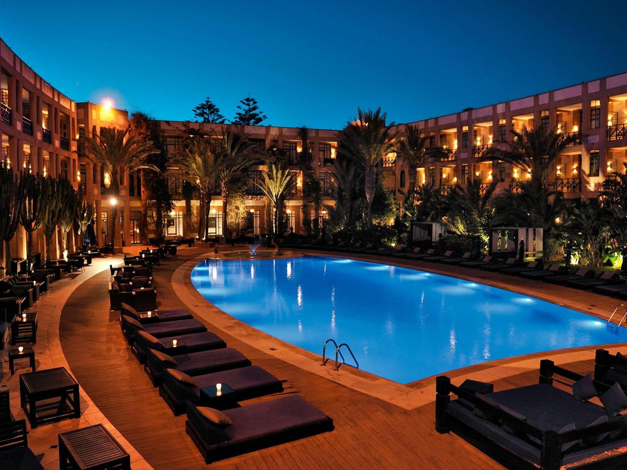 Hotel Le Medina Essaouira Thalassa Sea & Spa - Mgallery Kültér fotó The swimming pool at the hotel