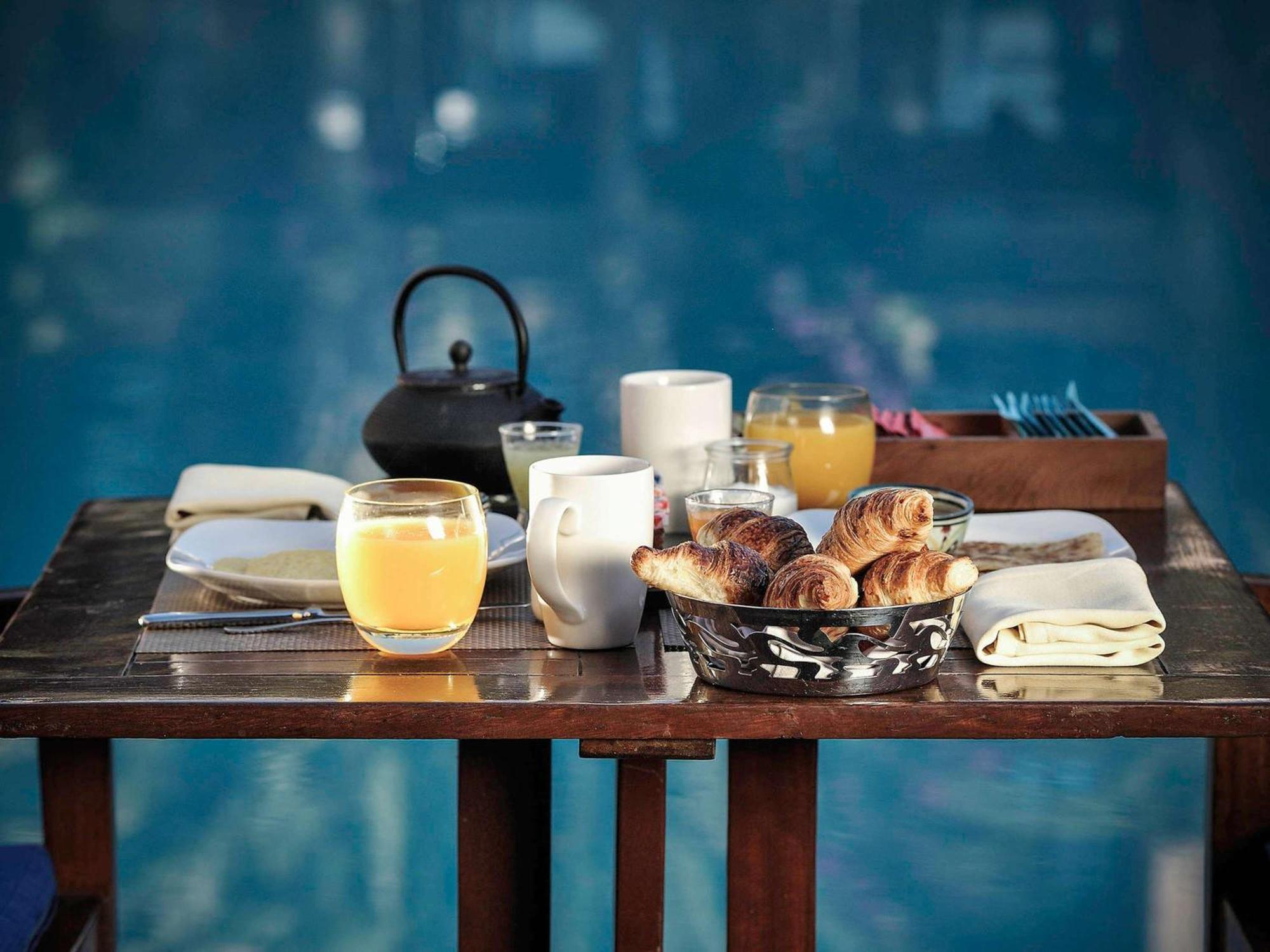 Hotel Le Medina Essaouira Thalassa Sea & Spa - Mgallery Kültér fotó A breakfast table